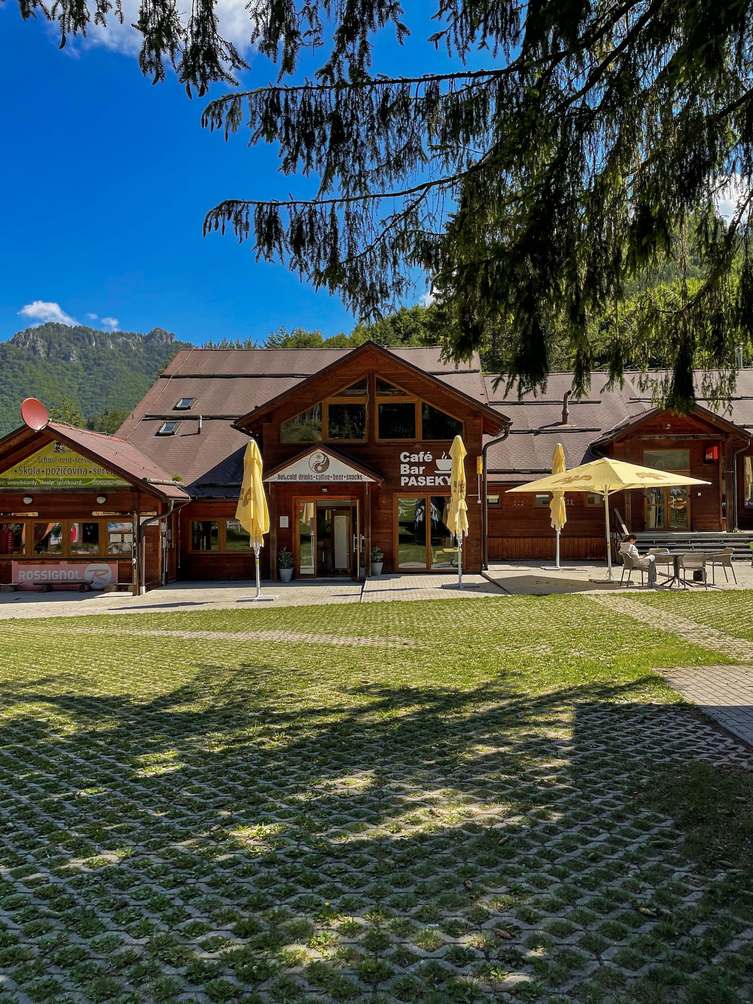 Café Bar Paseky