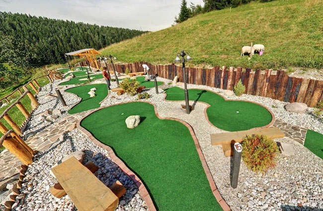Adventure Golf